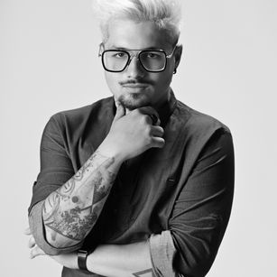 Model - TomWylie glasses