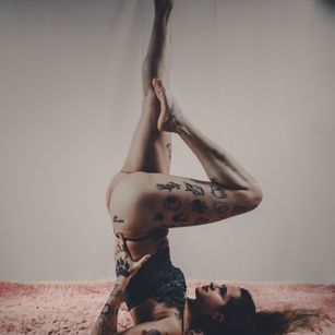 Model - Amy Black bigass