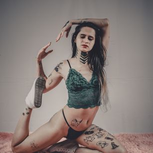 Model - Amy Black bdsm