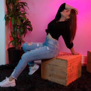 Model - isabella fox latin