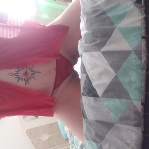 Model - Winter Raine flirty