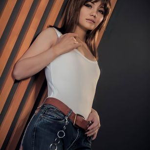 Model - DeliaRing teen