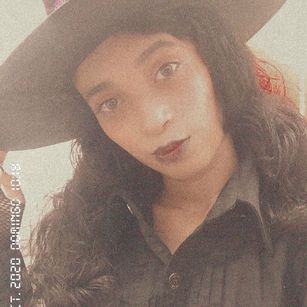 Model - petit-linda18 young