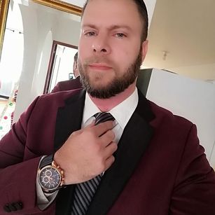 Model - MASTER BRUCE domination