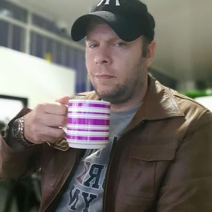 Model - MASTER BRUCE domination