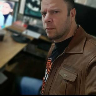 Model - MASTER BRUCE fetiche