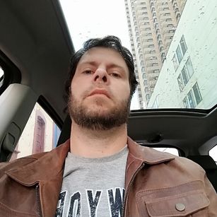 Model - MASTER BRUCE Pain