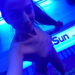 Model - SweetAllie sexy