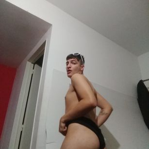 Model - PAPI.TULLO play