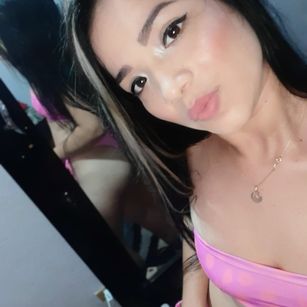 Model - CRISTELLA caliente