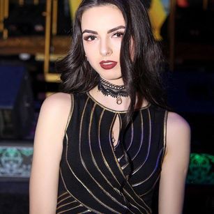 Model - Sexy Cherry 5