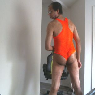 Model - Mike Turtle anal