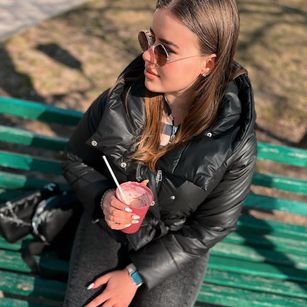 Model - Kristen23118 play