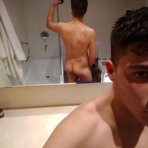 Model - PAPI.TULLO Hot