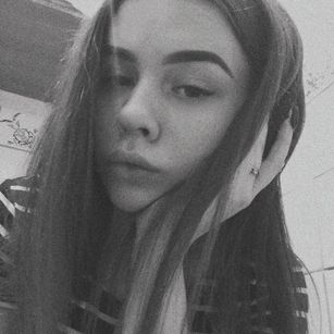 Model - Luxury Girl curvy