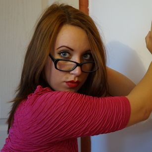 Model - RebeccaGlam 6