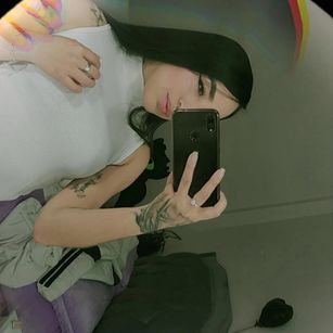 Model - Sofia sexyojos