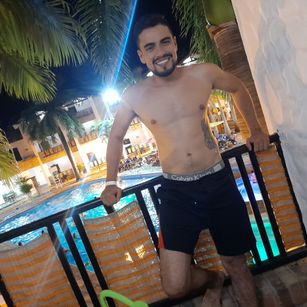 Model - Jack Dante amable