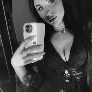 Model - Sweet girl good