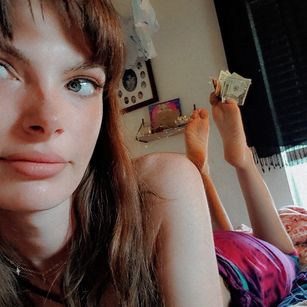 Model - LadyJade humiliation