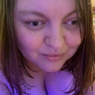 Model - Mia Loves bdsm