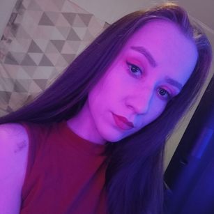 Model - maroonheart roleplay