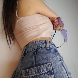 Model - Sharon Beret bigass