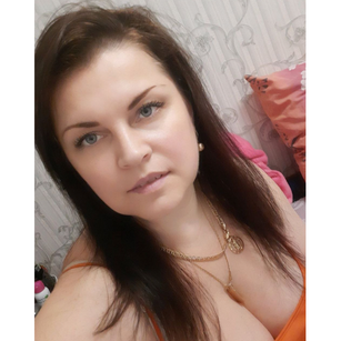 Model - Angelina communication