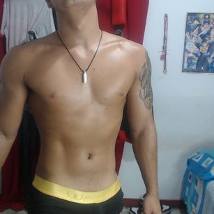 Model - Davidstone_ cum