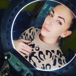 Model - AnnaLee dance