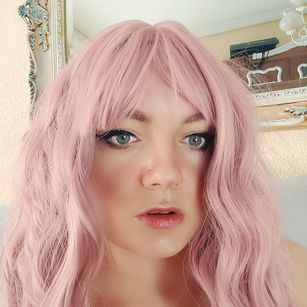 Model - Kira mistress