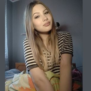 Model - BrightBeauty blond