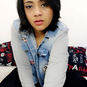 Model - Lilith Angel bigass