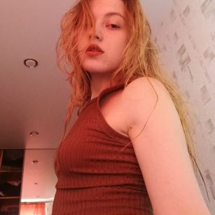 Model - Daisy Austin cum