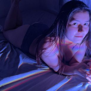 Model - Amy Banma anal