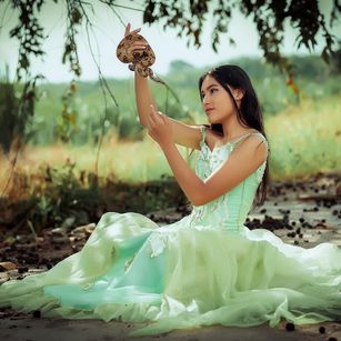 Model - Zoehade kawai