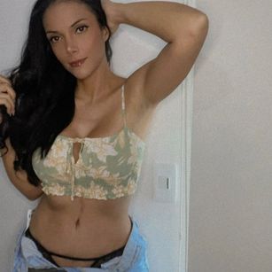 Model - Divareyna anal