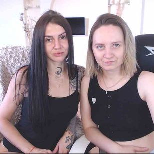 Model - flamingo ass