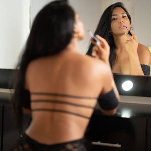 Model - Victoria Cam tattoo