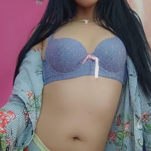 Model - Linda Regioz dirty