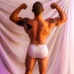 Model - JakeMontana vibrador