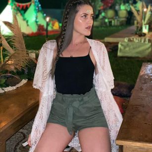 Model - AliceGrey colombian