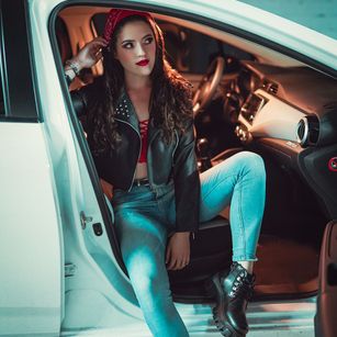 Model - AliceGrey Hotgirl