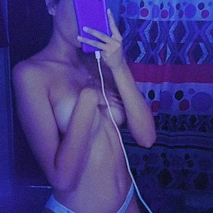 Model - PocaHontas teen