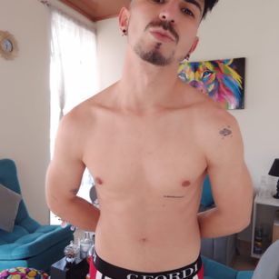 Model - LIAM-JACKOFF cum