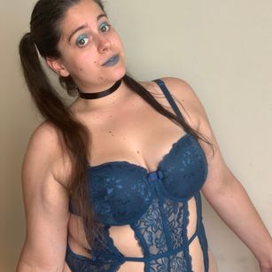 Model - Cherry Jane feet