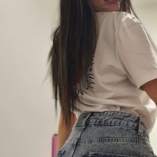 Model - Sharon Beret deepthroat