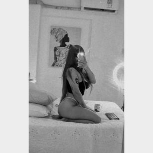 Model - Ebris Ortiz AZOTES