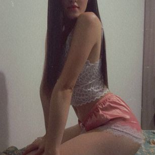 Model - AliceGrey longhair