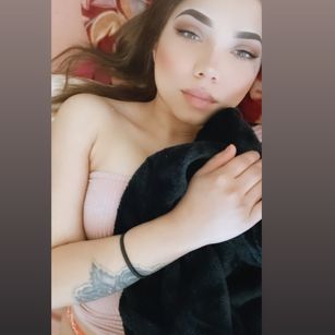 Model - Nessamarie nudes